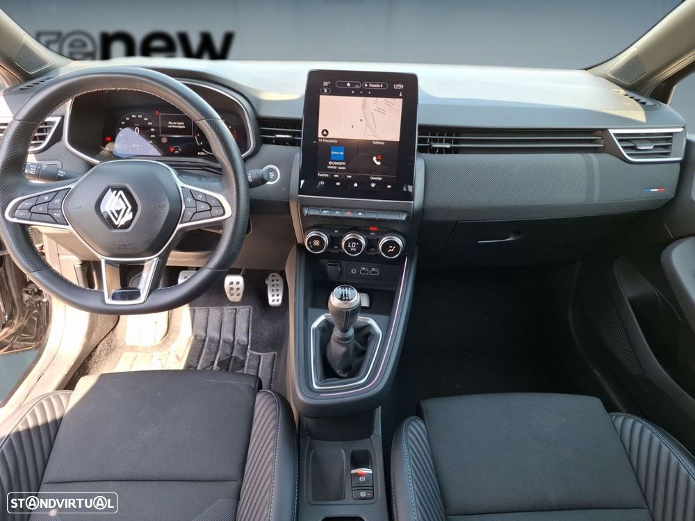 Renault Clio — fotografia 12
