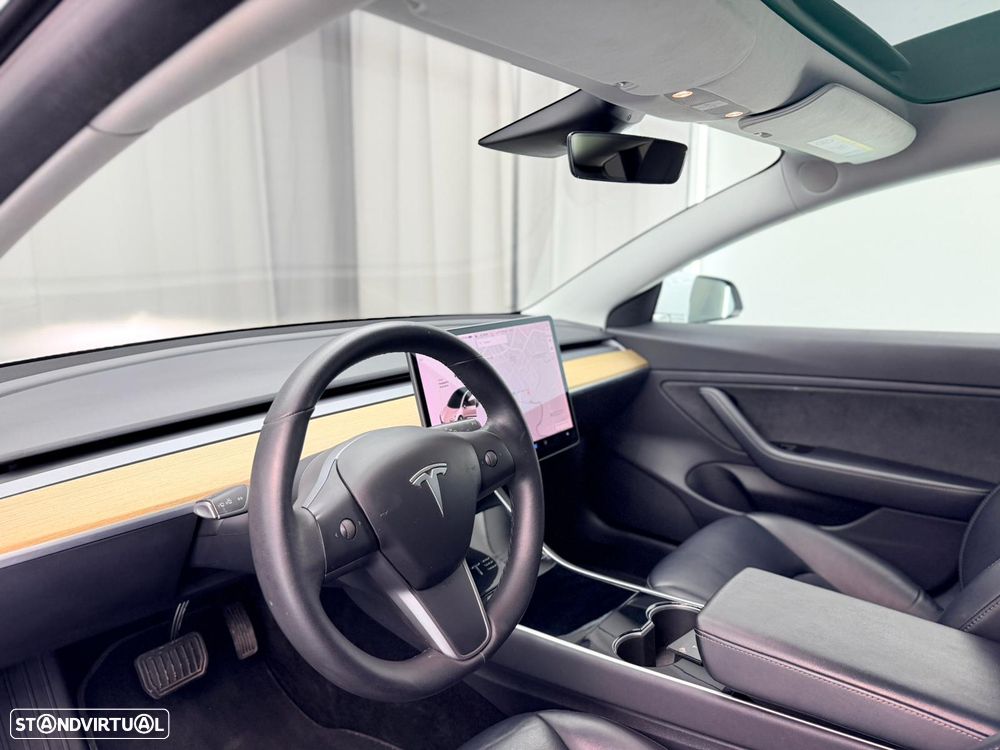 Tesla Model 3 Standard RWD Plus - 23