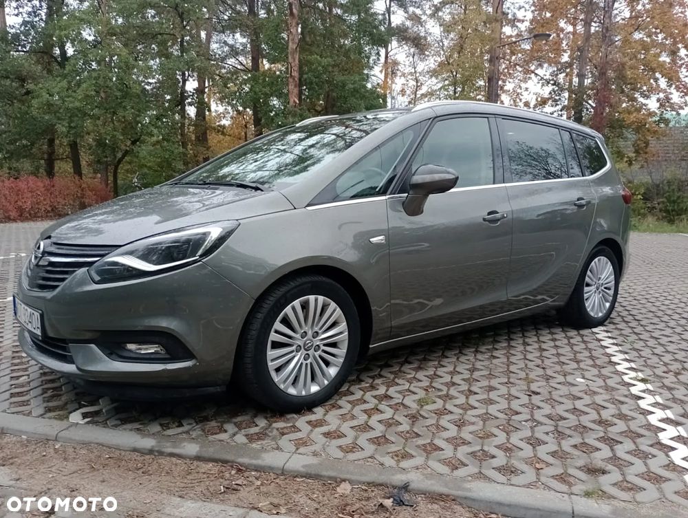 Opel Zafira 2.0 D (CDTI ecoFLEX) Start/Stop ON - 1