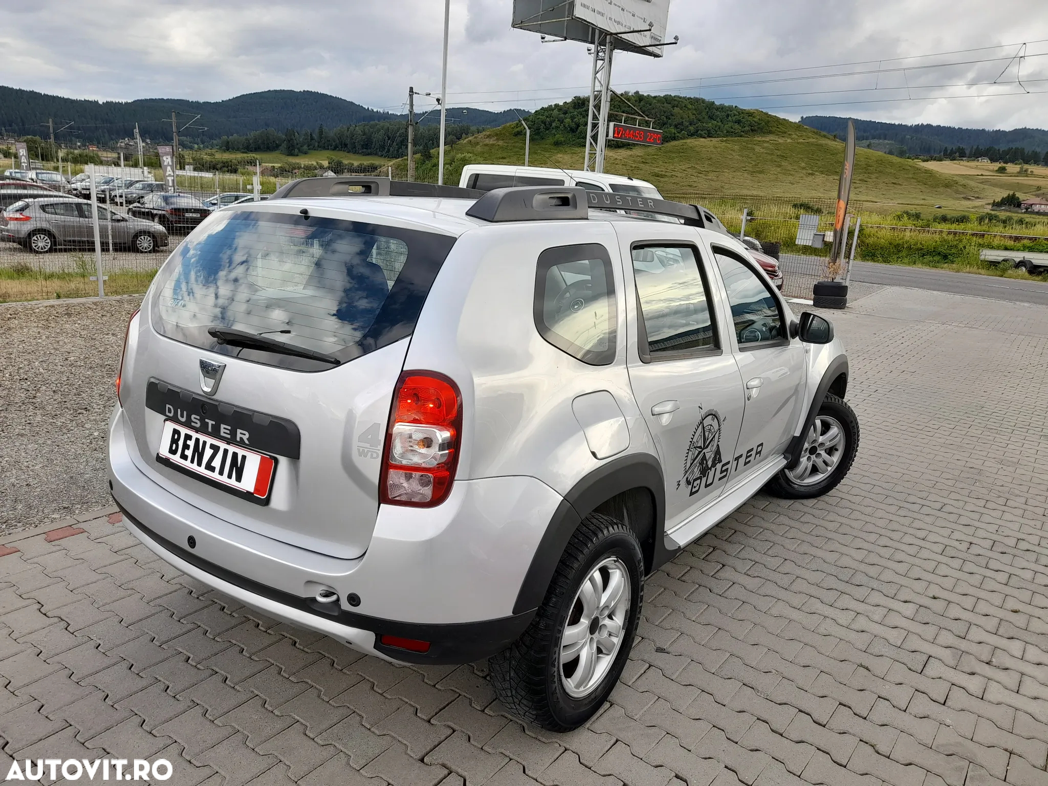Dacia Duster TCe 125 4x4 Prestige - 3
