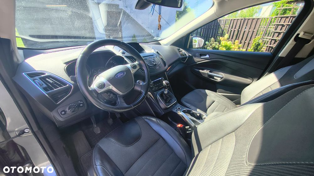 Ford Kuga 2.0 TDCi Titanium - 11