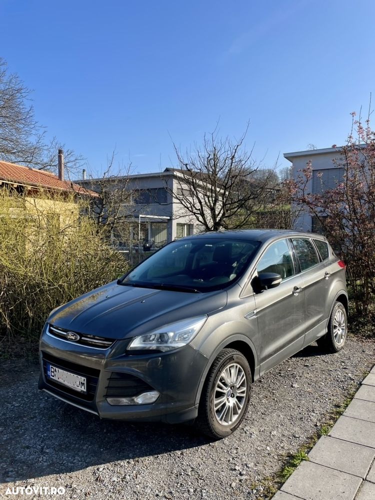 Ford Kuga 2.0 TDCi Powershift 4WD Titanium - 1