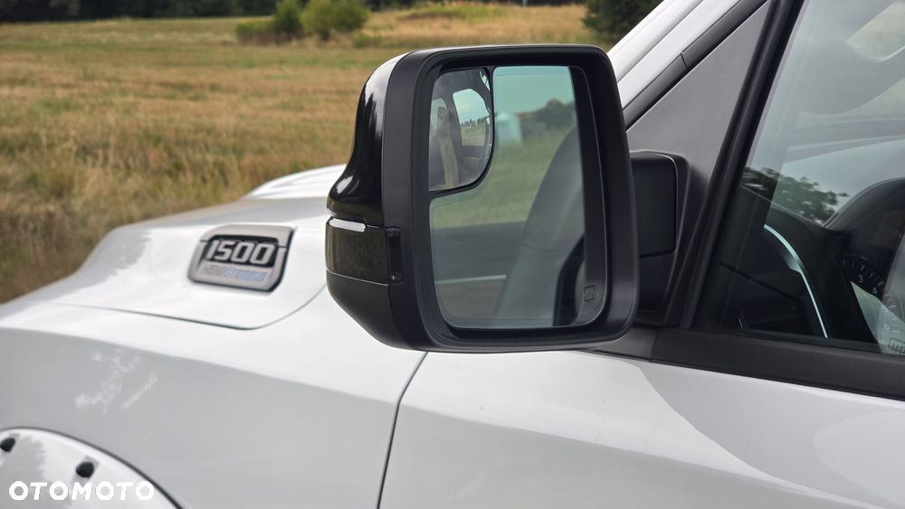 RAM 1500 - 17