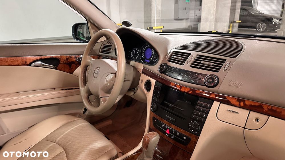 Mercedes-Benz Klasa E - 9