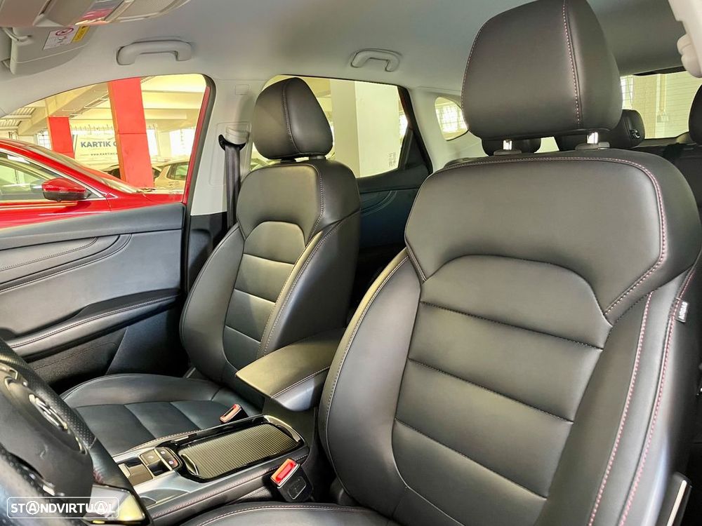 MG EHS 1.5T-GDI Luxury - 23