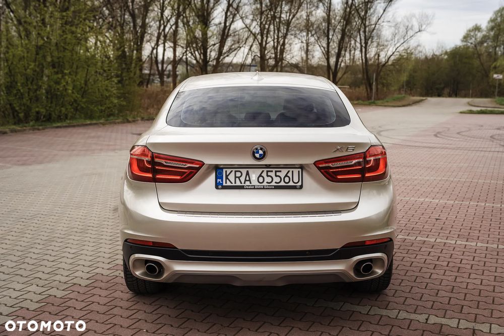 BMW X6 xDrive30d - 12