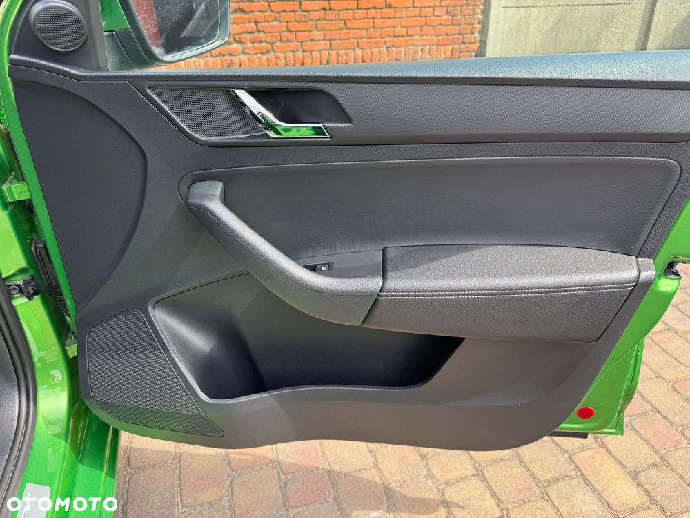 Skoda RAPID 1.2 TSI (Green tec) Joy - 16