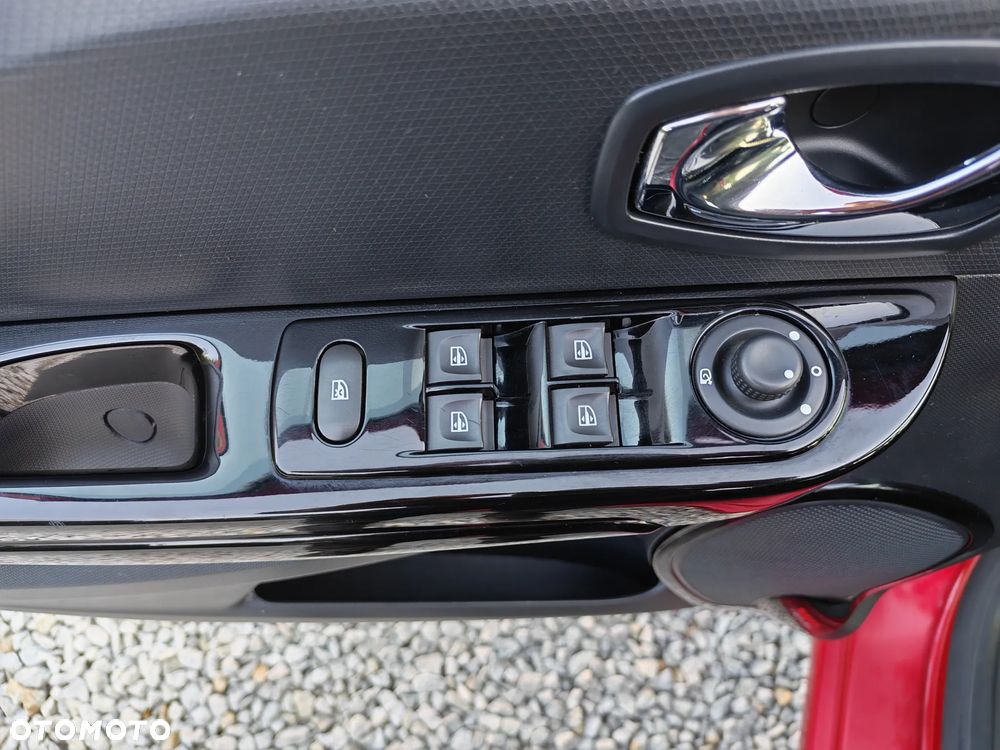 Renault Clio Energy TCe 90 Start & Stop Experience - 16