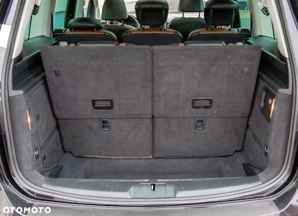 Volkswagen Sharan 2.0 TDI DSG Blue Motion Comfortline - 13