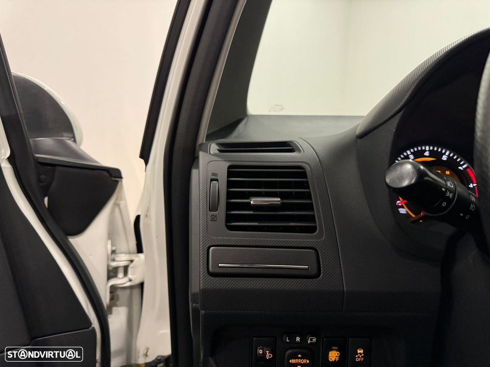 Toyota Auris 1.33 VVT-i ACtive+AC - 37