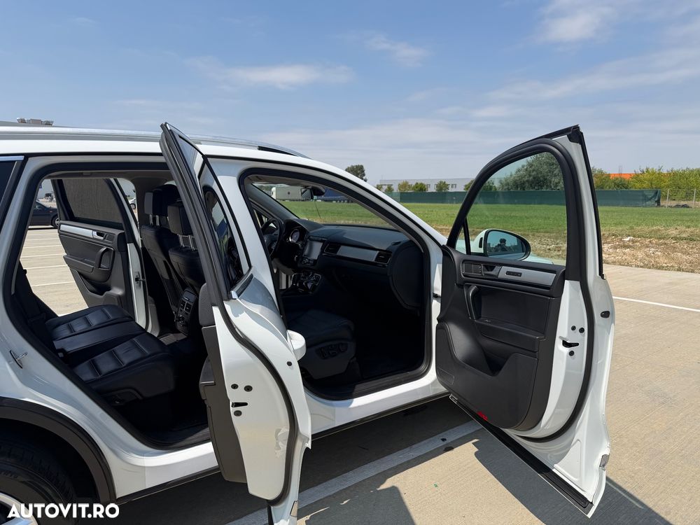 Volkswagen Touareg 3.0 V6 TDI BMT - 9