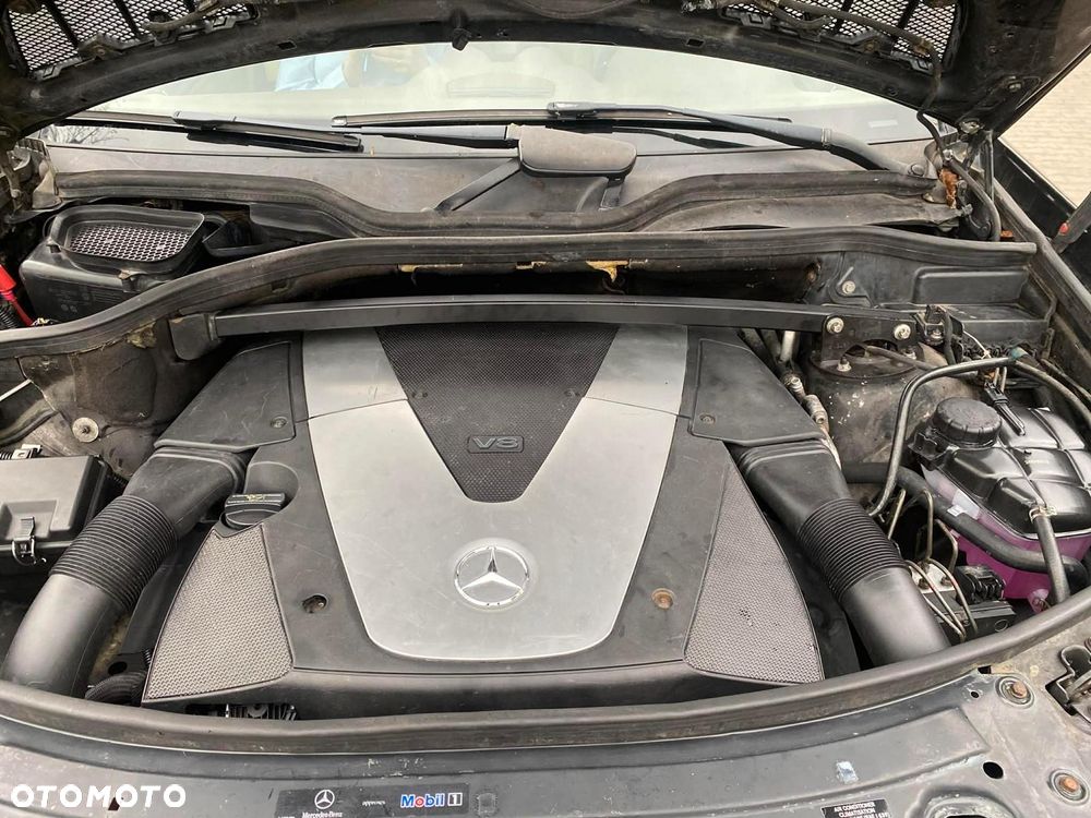 Mercedes-Benz GL 420 CDI DPF 4Matic 7G-TRONIC - 30