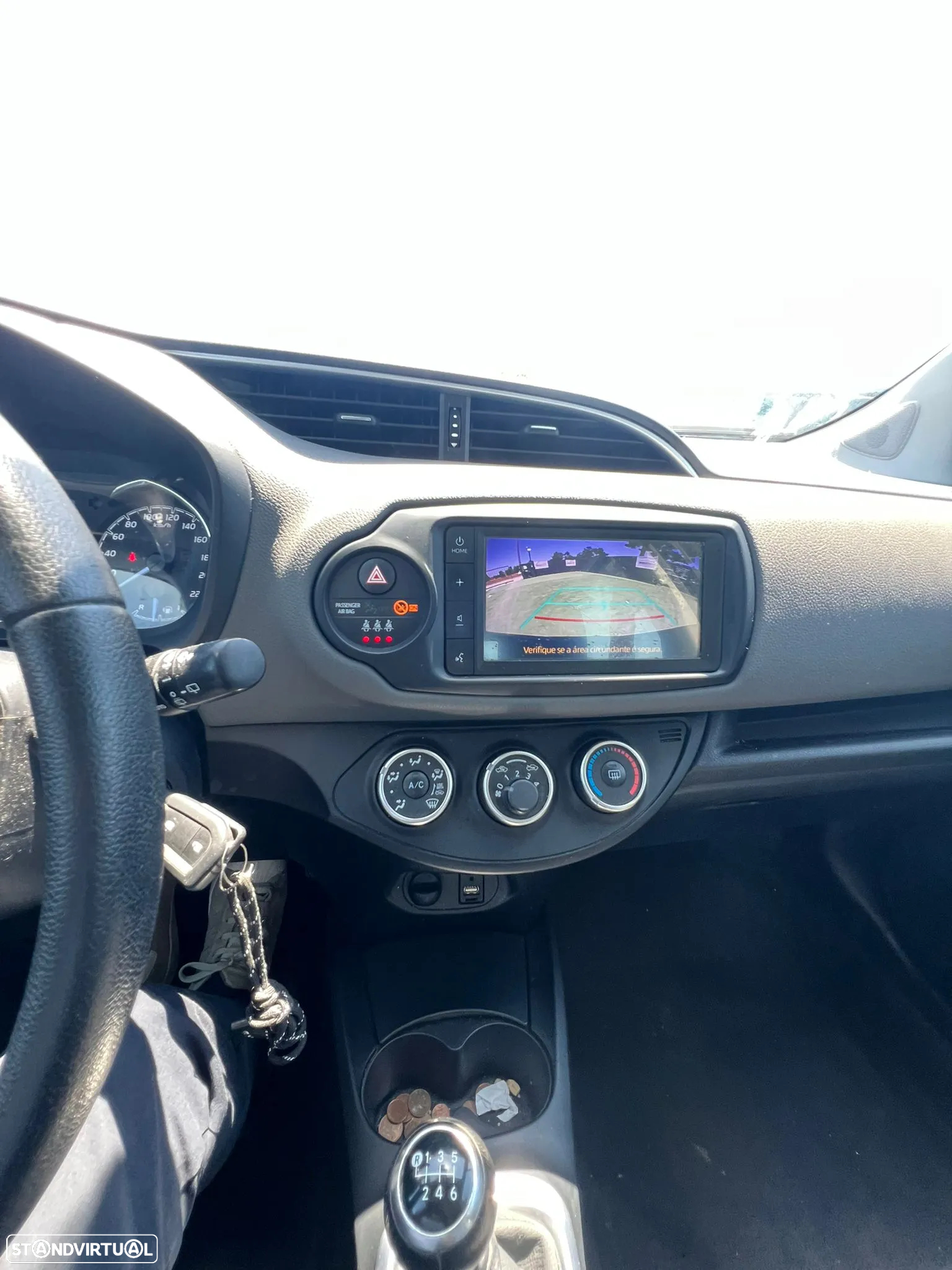 Toyota Yaris - 8