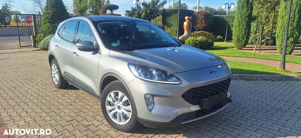 Ford Kuga - 1