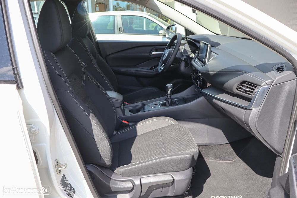 Nissan Qashqai 1.3 DIG-T Acenta - 19