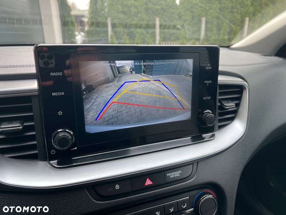 Kia Ceed 1.6 CRDi SCR L - 18