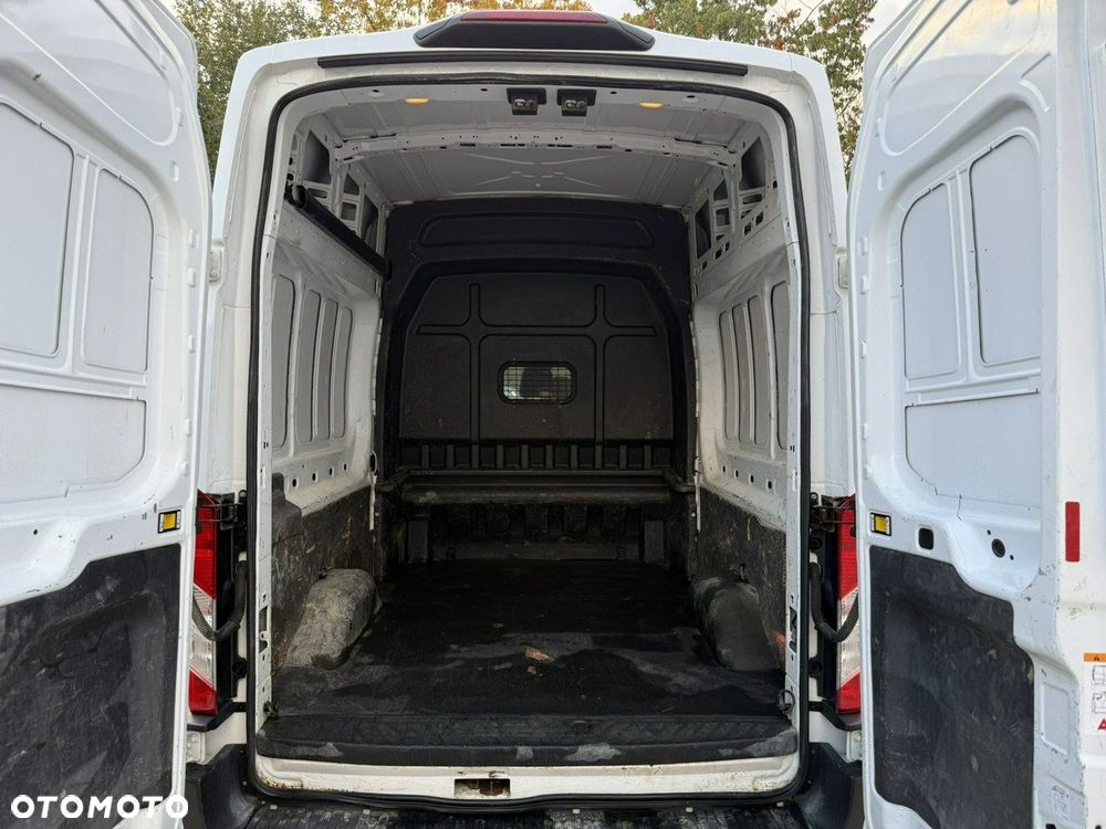 Ford Transit - 14