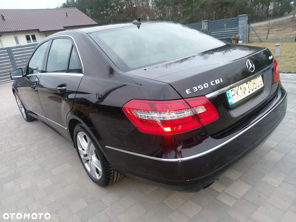 Mercedes-Benz Klasa E 300 CDI DPF BlueEFFICIENCY 7G-TRONIC Avantgarde - 1