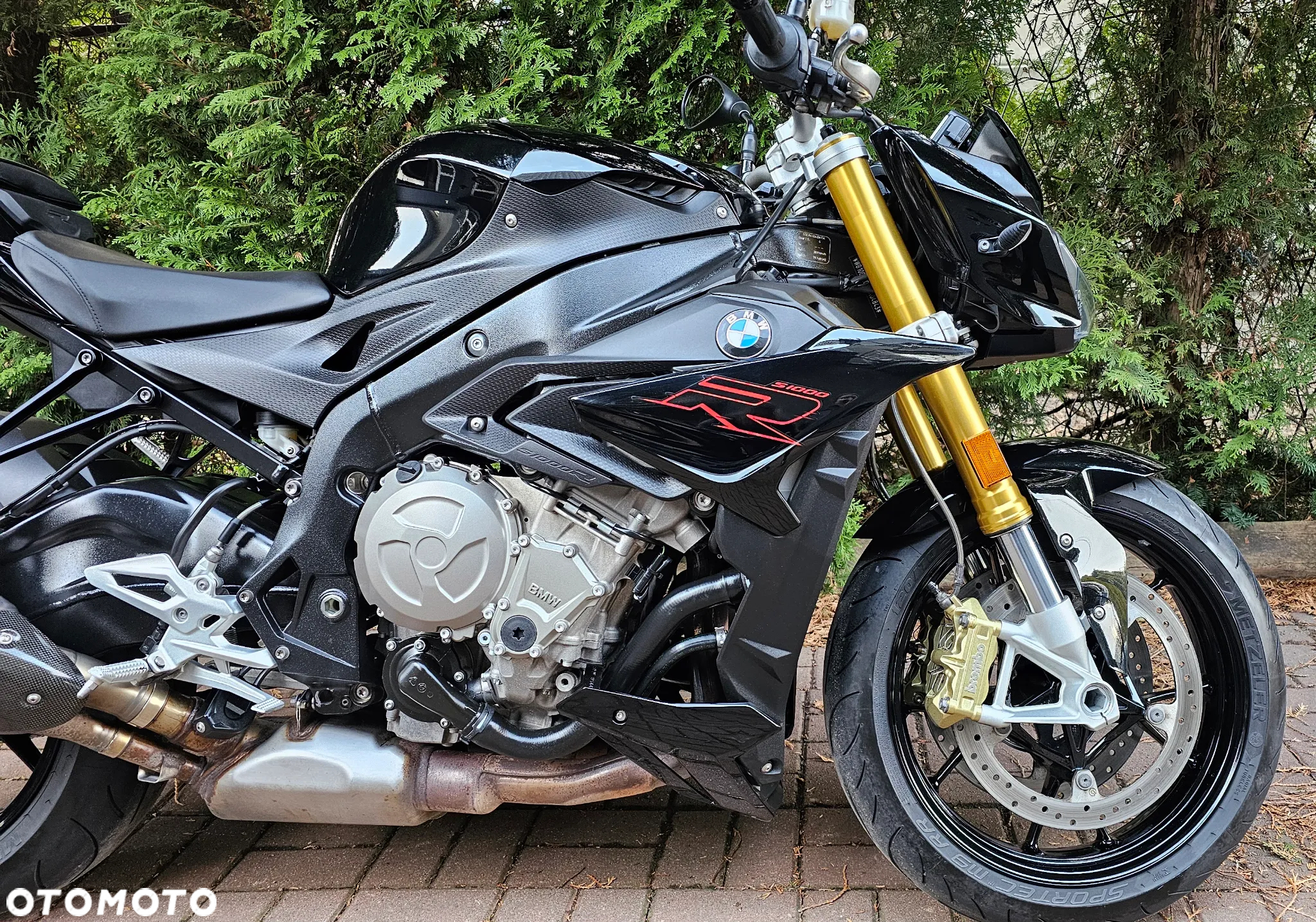 BMW S - 4