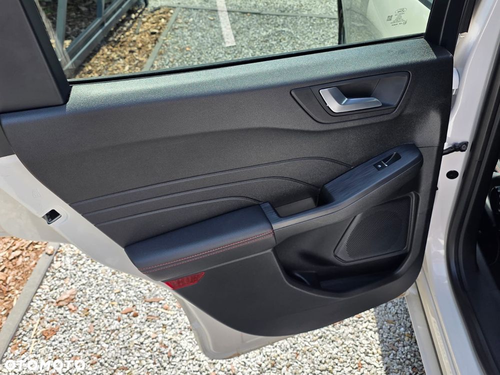 Ford Kuga 2.5 Duratec FHEV ST-LINE - 20