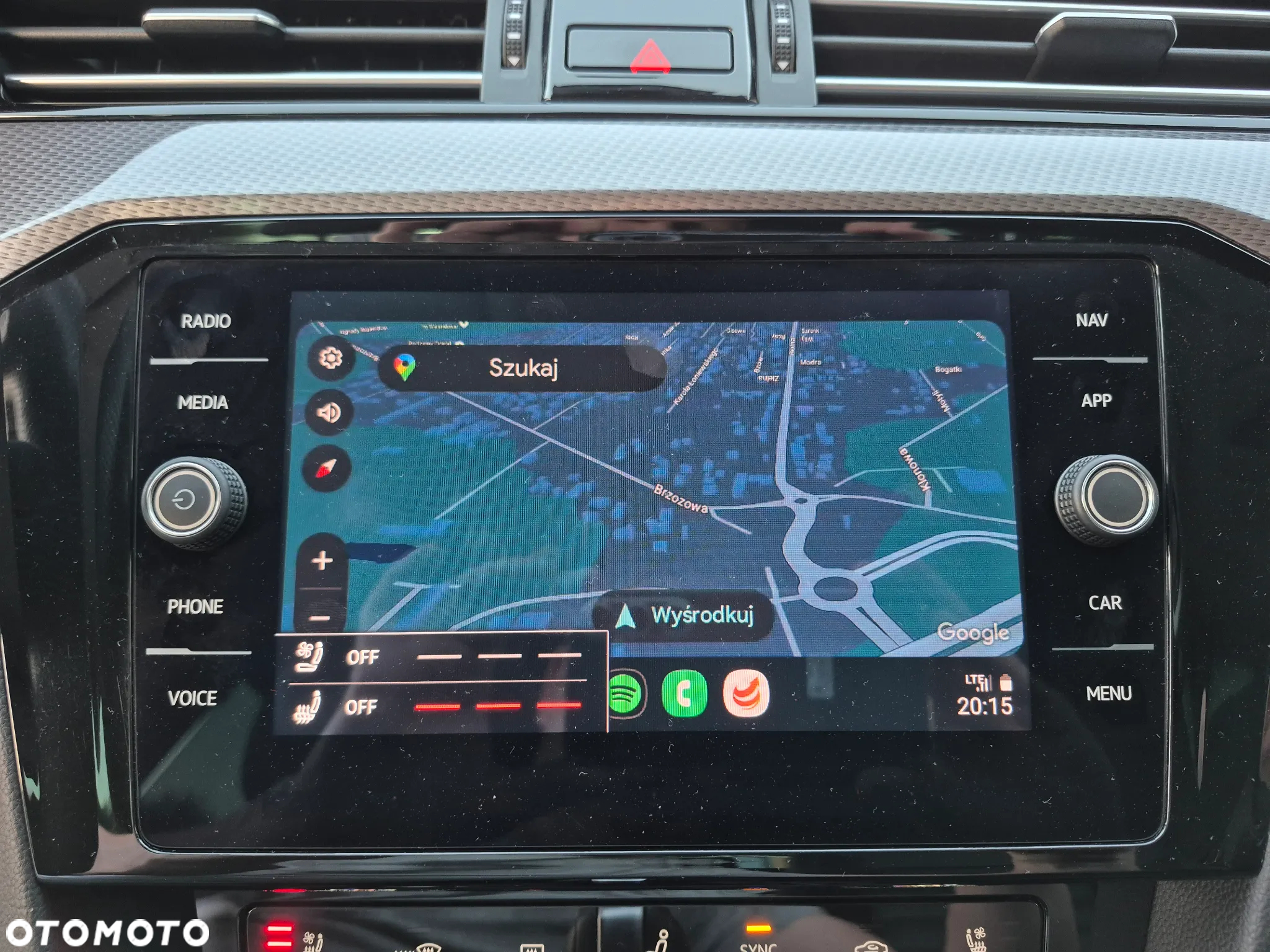 Volkswagen Passat Alltrack 2.0 TSI 4Mot DSG - 11
