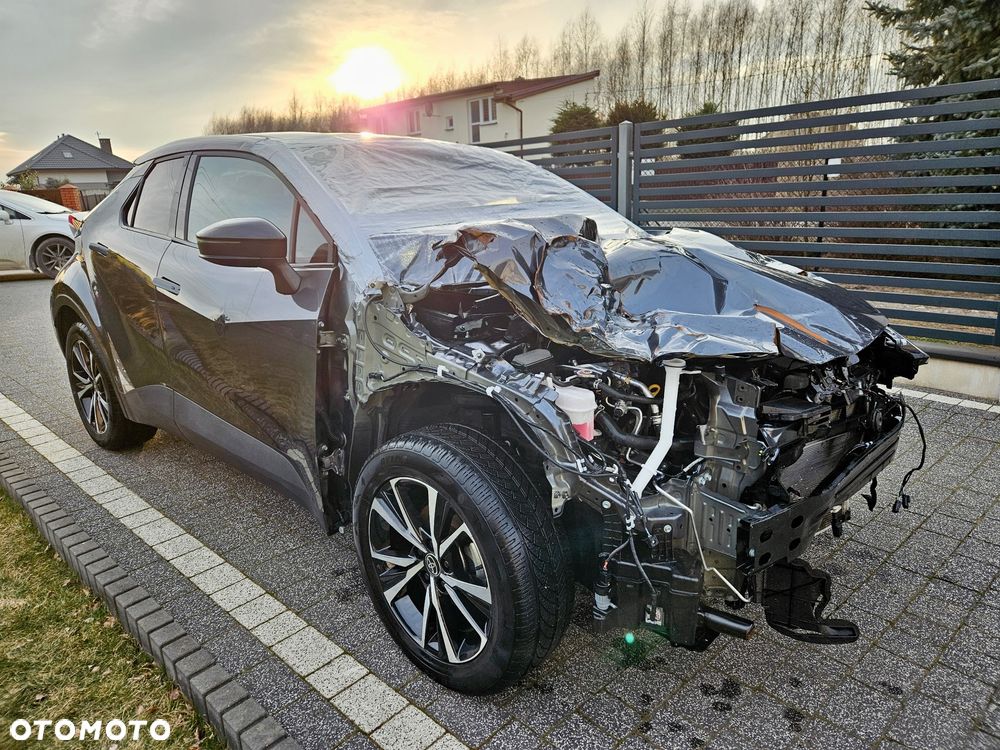 Toyota C-HR - 6