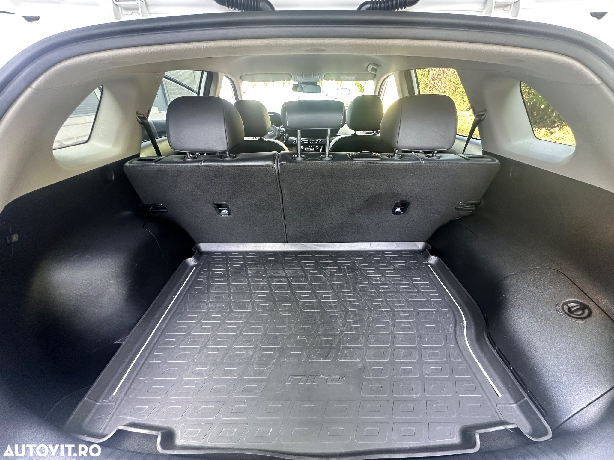 Kia Niro 1.6 GDI 6DCT PHEV Premium - 25