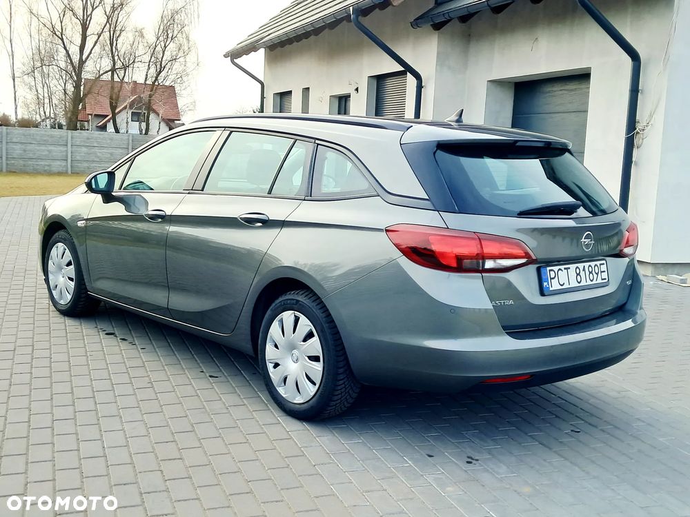 Opel Astra 1.6 CDTI Enjoy - 15