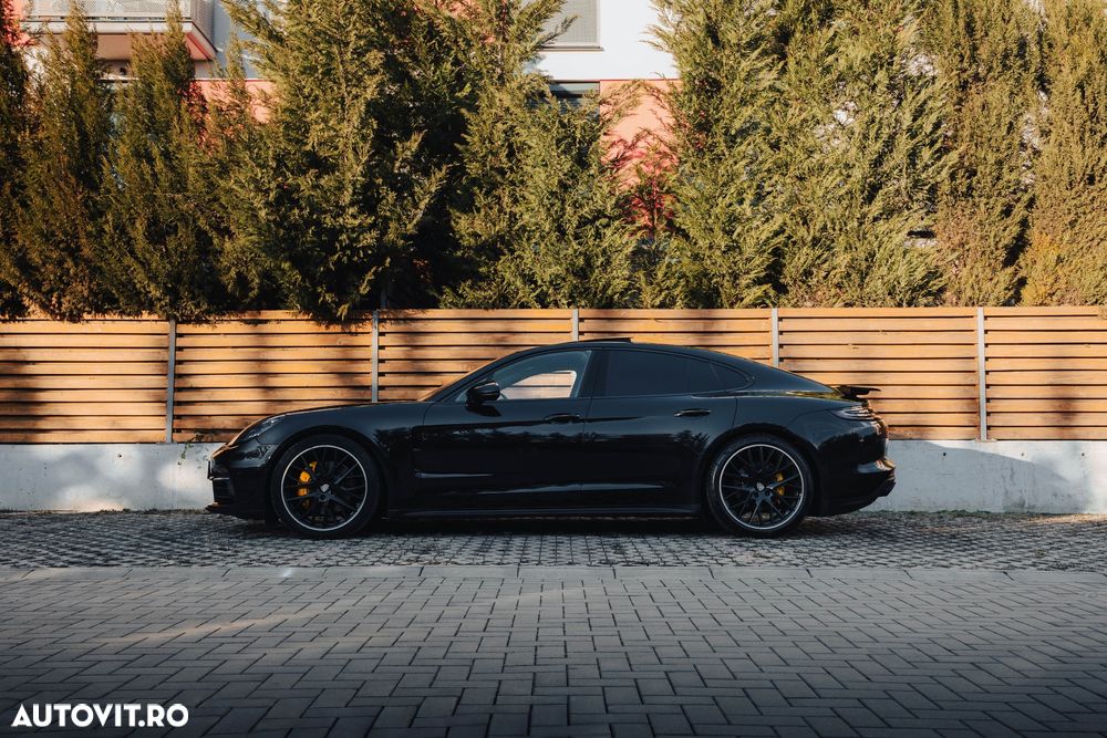 Porsche Panamera 4S - 4