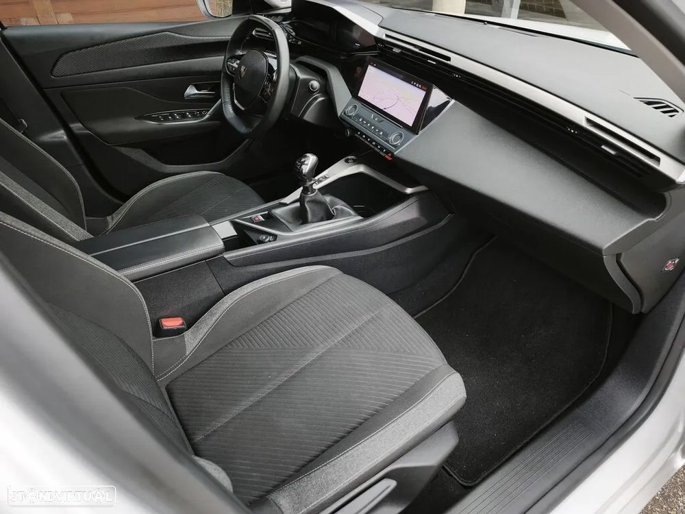 Peugeot 308 - 16