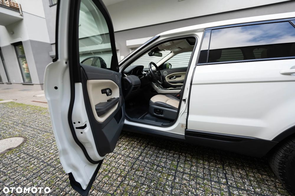 Land Rover Range Rover Evoque 2.0Si4 SE Plus / Dynamic - 17