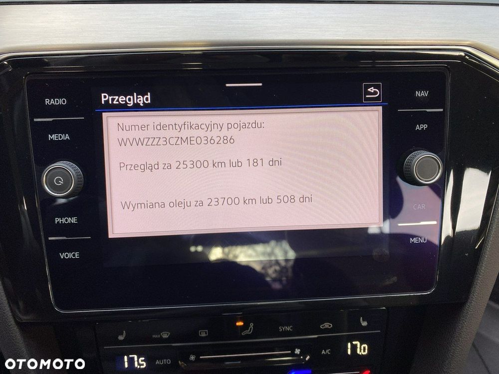 Volkswagen Passat 1.5 TSI EVO Elegance DSG - 27