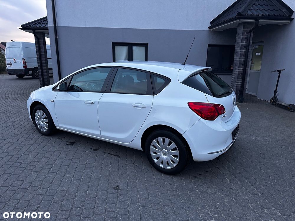 Opel Astra - 26