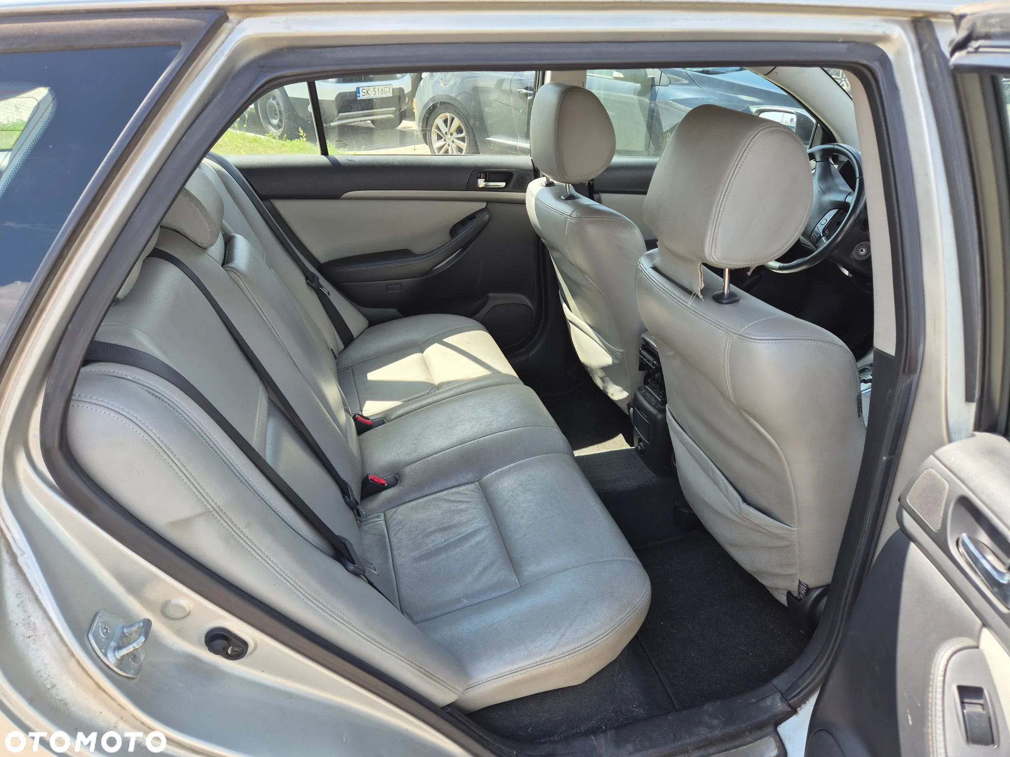 Toyota Avensis - 7