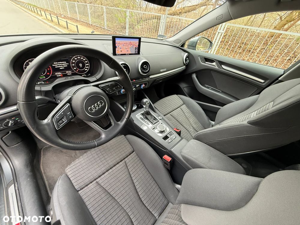 Audi A3 Sportback 35 TFSI S tronic - 13