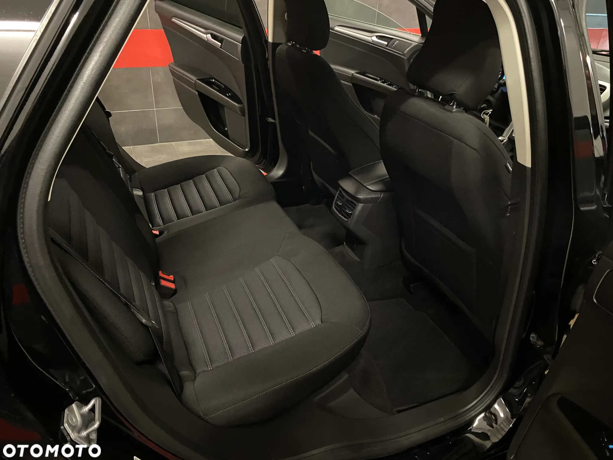 Ford Mondeo 1.5 TDCi Titanium - 19