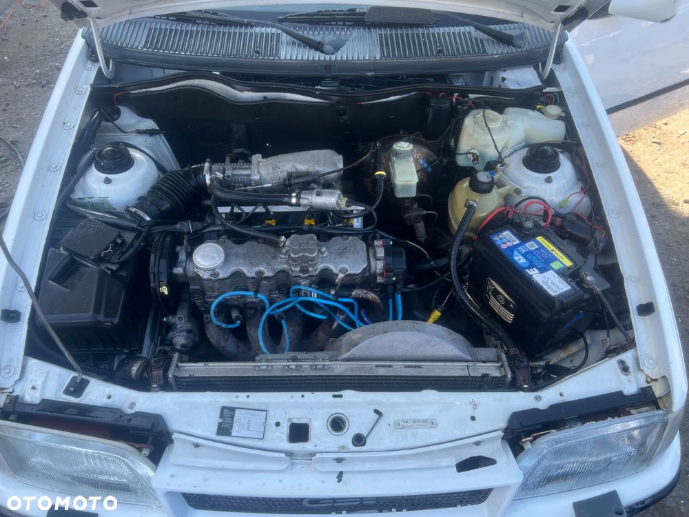 Opel Kadett 2.0i GSI II - 25