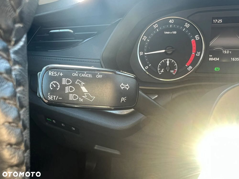 Skoda Octavia 1.5 TSI ACT Ambition - 35