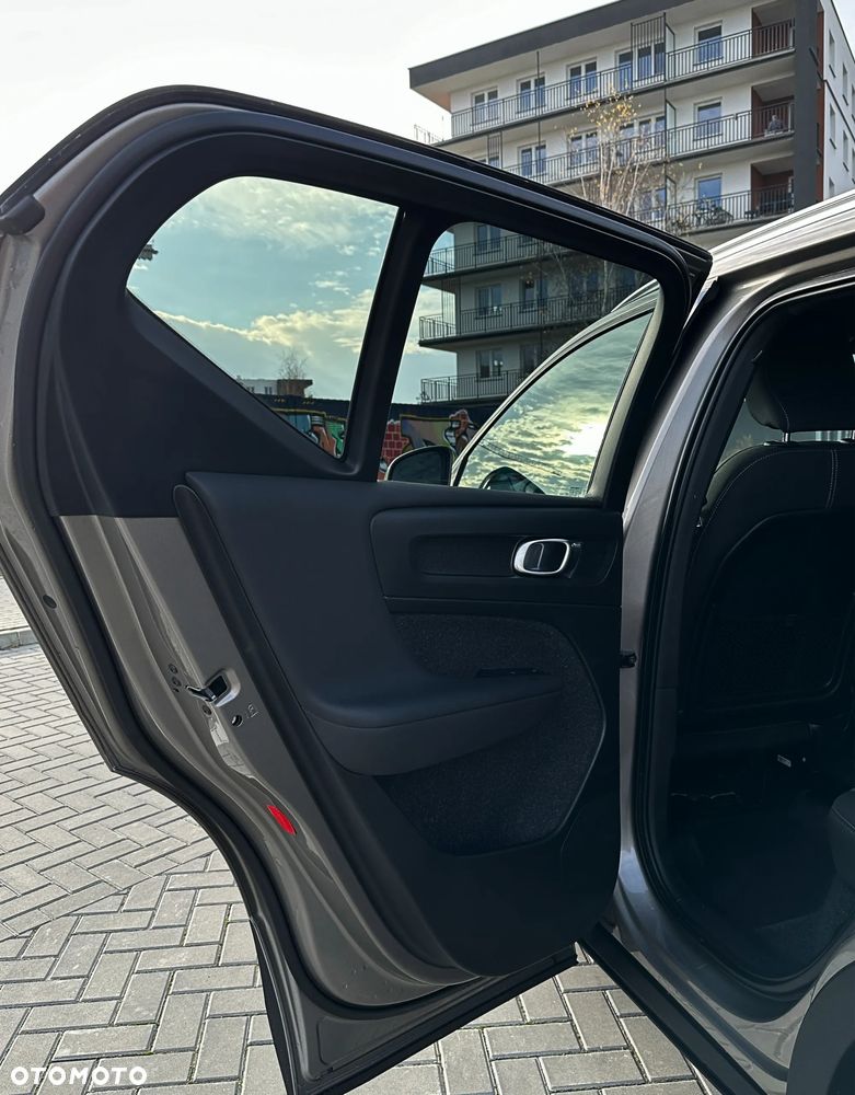 Volvo XC 40 T5 Recharge DKG Inscription Expression - 33