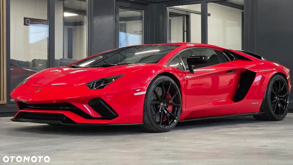 Lamborghini Aventador - 7