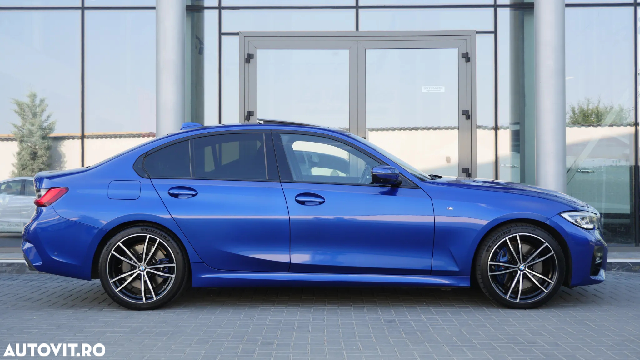 BMW Seria 3 330i xDrive Aut. M Sport - 9