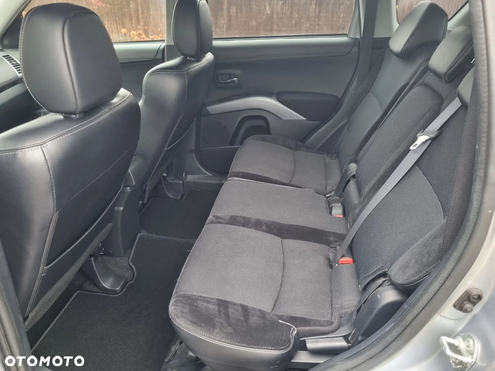 Mitsubishi Outlander 2.0 2WD Edition - 16