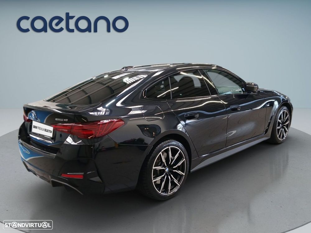 BMW i4 eDrive40 Edição Desportiva M - 8