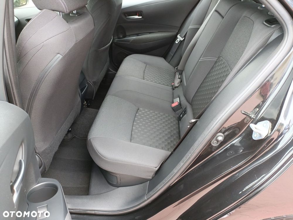 Toyota Corolla - 11