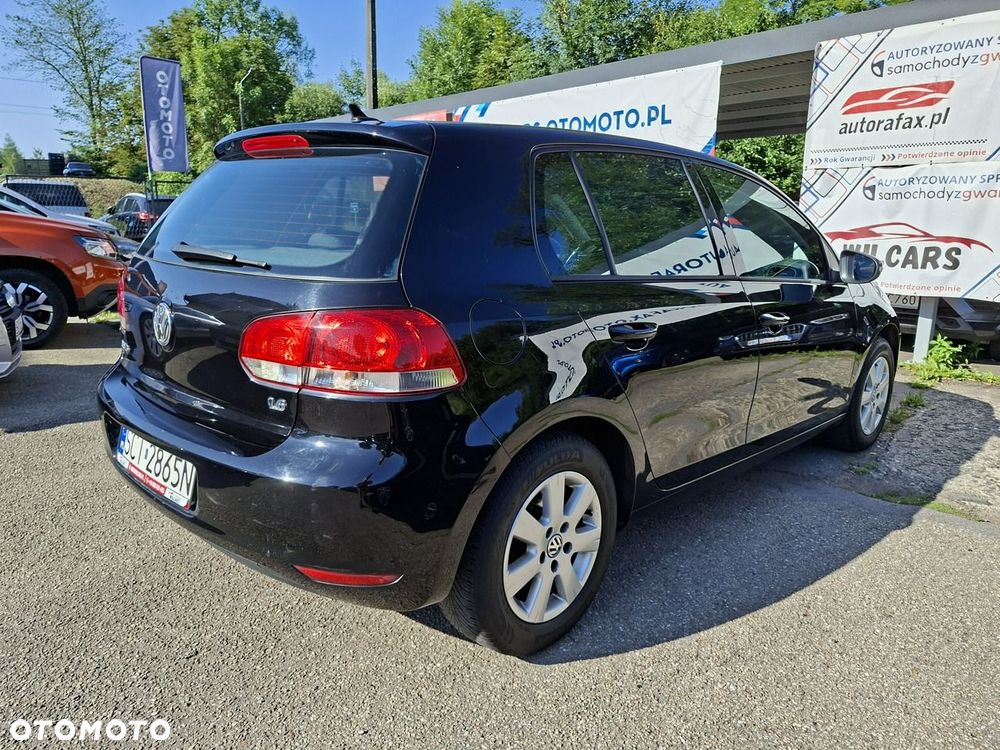 Volkswagen Golf - 11
