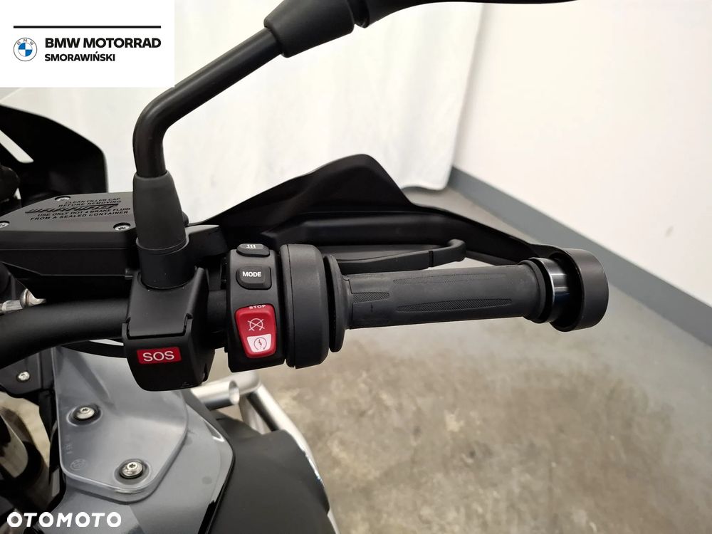 BMW R - 12