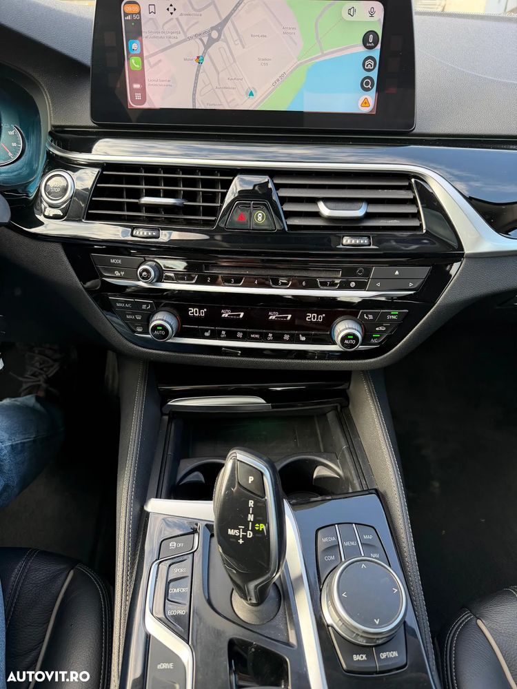 BMW Seria 5 530e iPerformance Aut. Luxury Line - 23