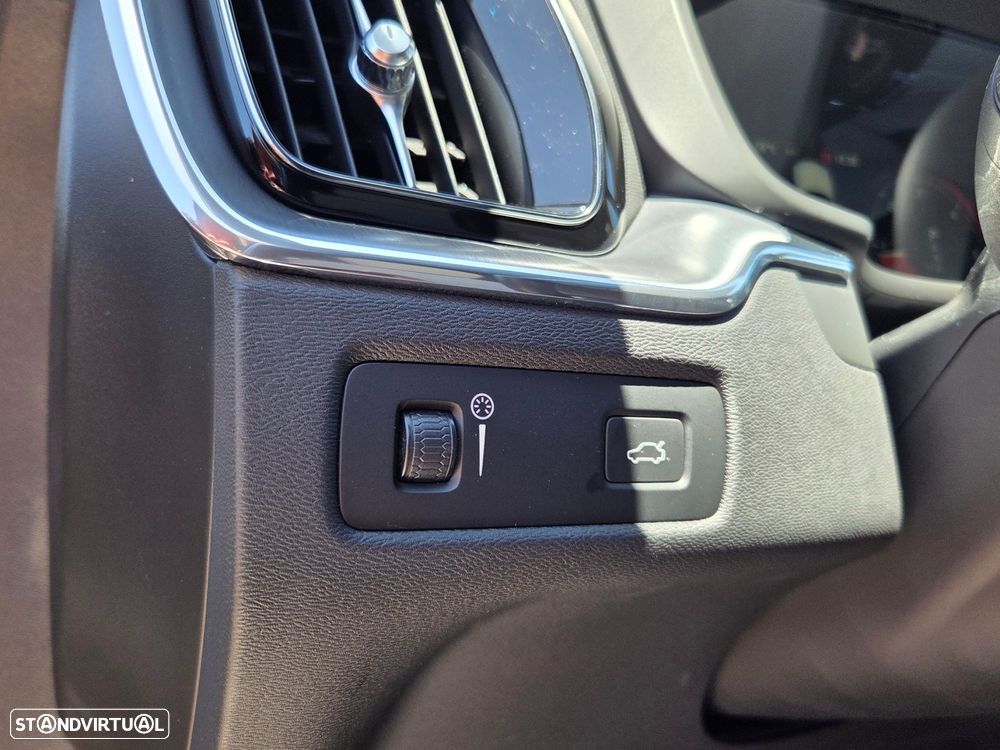 Volvo XC 60 2.0 D4 Inscription Geartronic - 19