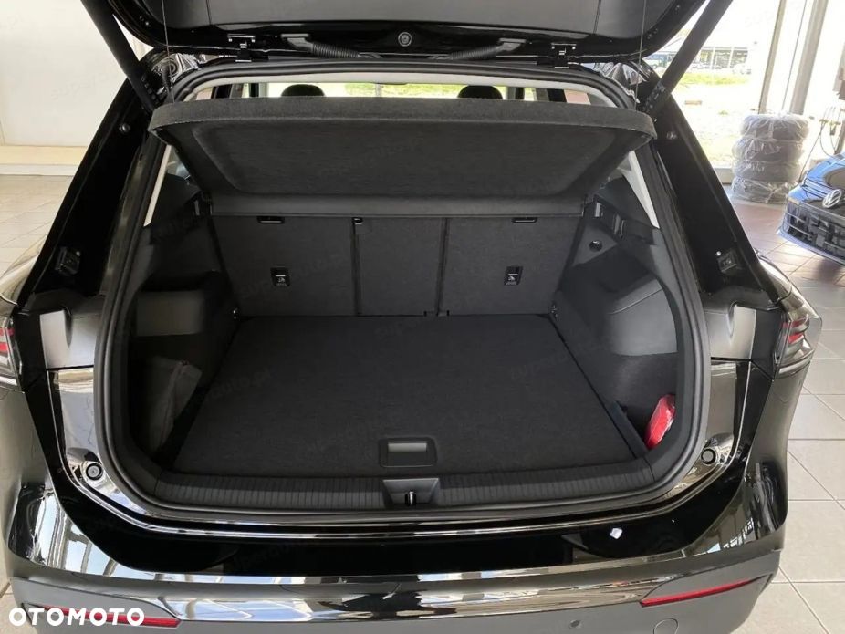 Volkswagen Tiguan - 10