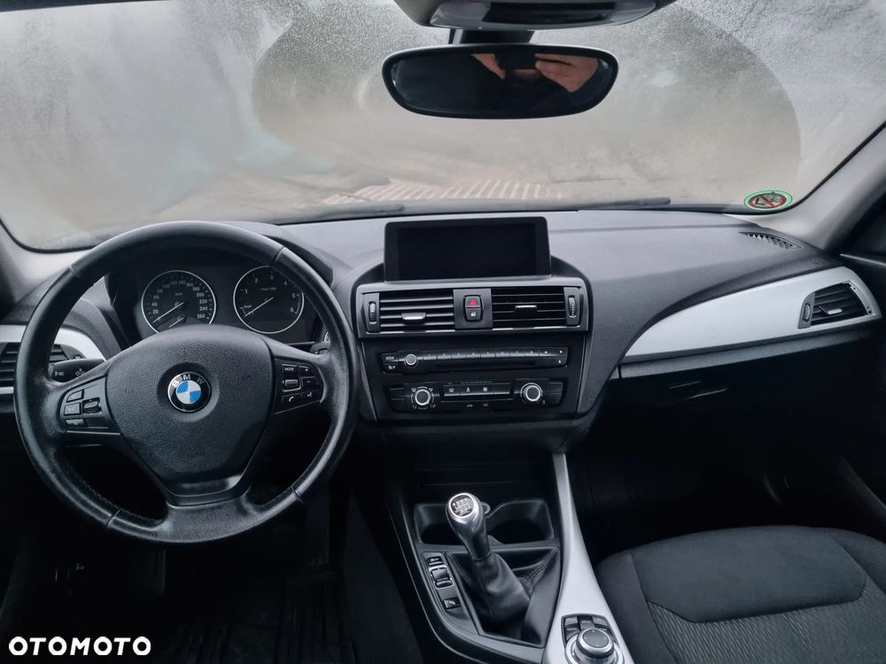 BMW Seria 1 118d DPF - 5